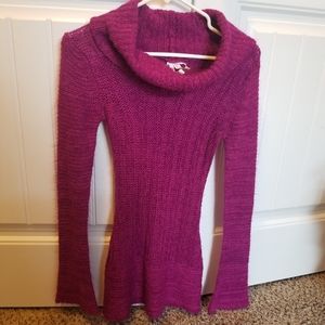 Derek Heart Sweater Size Small